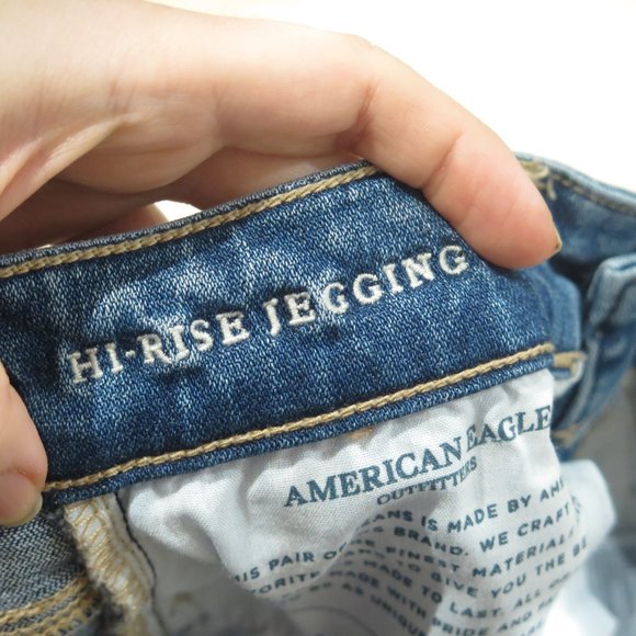 American Eagle Distressed High Rise Jegging Size 4 - Picture 14 of 14